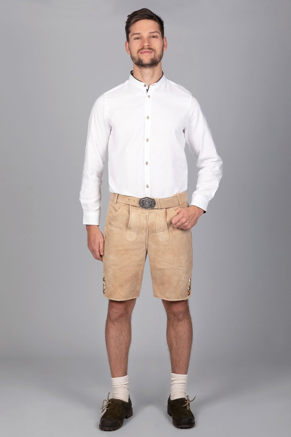 Edelnice Trachtenmode Kurze Wildbock Lederhose Balthasar hell beige mit Stickerei