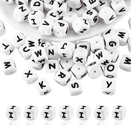 【Materiale di alta qualità】: queste perline quadrate con lettere sono realizzate in silicone di alta qualità con superficie liscia, che le rende morbide al tatto, resistenti e robuste, difficili da rompere, facili da pulire e possono essere utilizzate a lungo