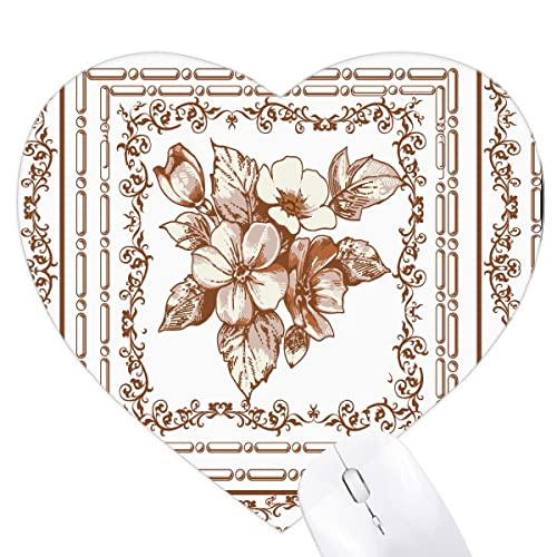 Jeux de tapis de souris en forme de coeur au motif floral baroque