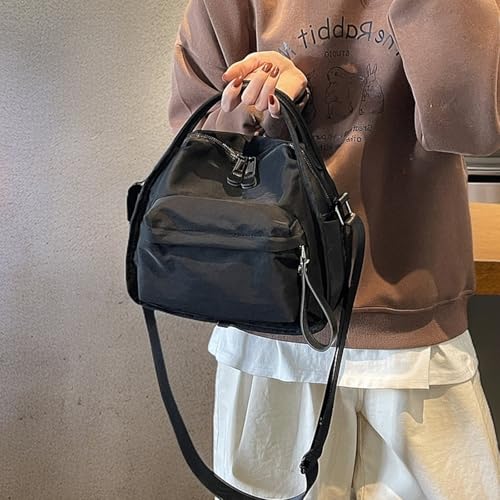 Sac à main avec sangle réglable aux finitions soignées et durables