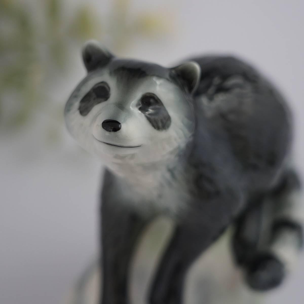 ロイヤルコペンハーゲン アライグマ フィギュリン NO.057