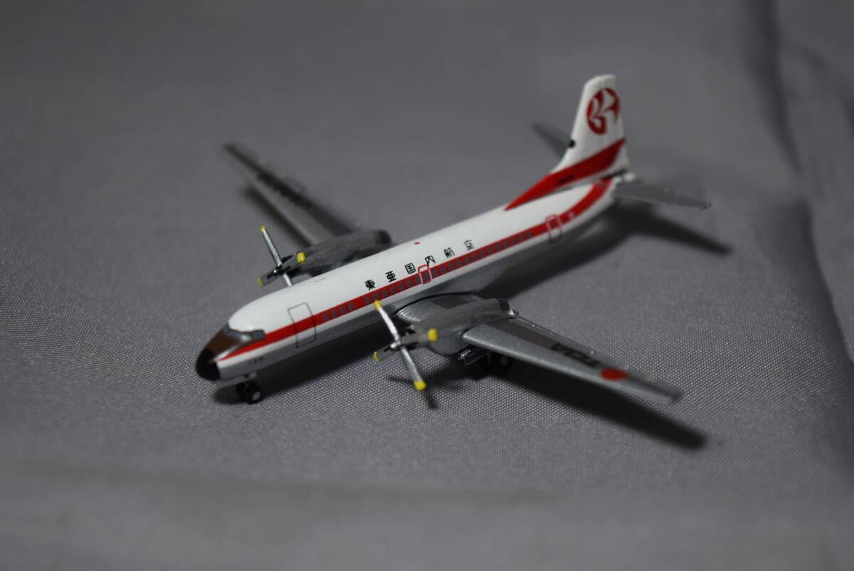 □珍品1/400 日本航空機製造NAMC YS-11東亜国内航空TDA初期(赤白)塗装 □珍品1/400 日本航空機製造NAMC YS-11東亜国内航空TDA初期(赤白)塗装