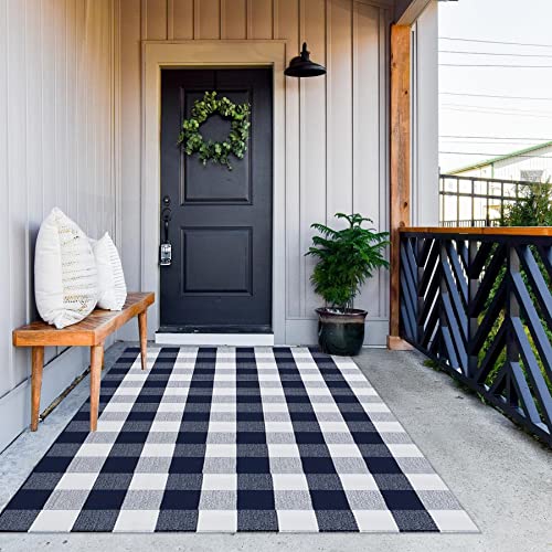 MUBIN Cotton Buffalo Plaid Rug, 4' x 6' Navy Blue White Outdoor Rug Decorative Mat, Washable Large Doormat Hand-Woven Foldable Area Rug for Outdoor Patio Indoor Living Room Dining Room Kitchen by MUBIN - Used condition - US$42.23