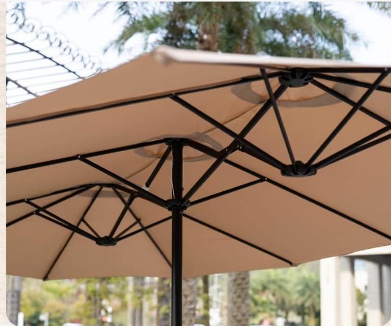 Parasol double pour ombrager une grande table de terrasse sans souffrir de la chaleur