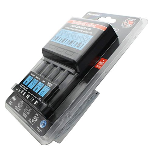 Panasonic eneloop Cargador BQ de cc65 Incluye pantalla LCD, 4 eneloop AAA Micro y cajita AccuCell) Blue