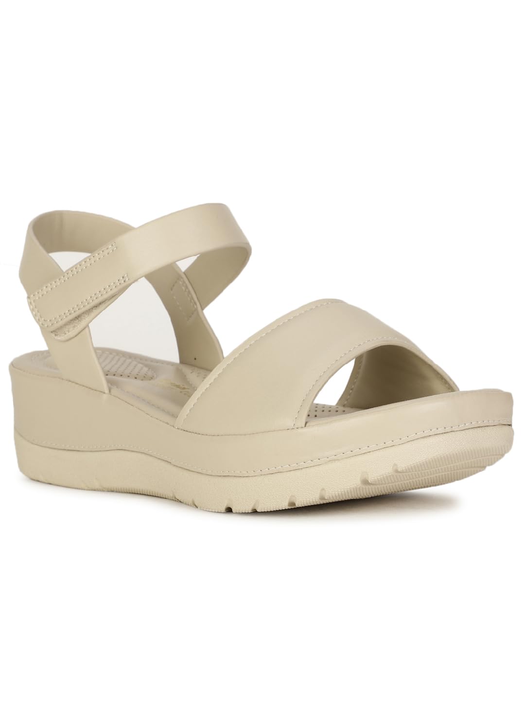Bata Comfit Primula Women Casual Sandal In White, 4 UK (B0CP19V1WH) Amazon Price History, Amazon Price Tracker
