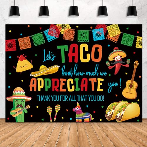 Toile de fond mexicaine noire pour fêter vos collègues avec un bar à tacos chic