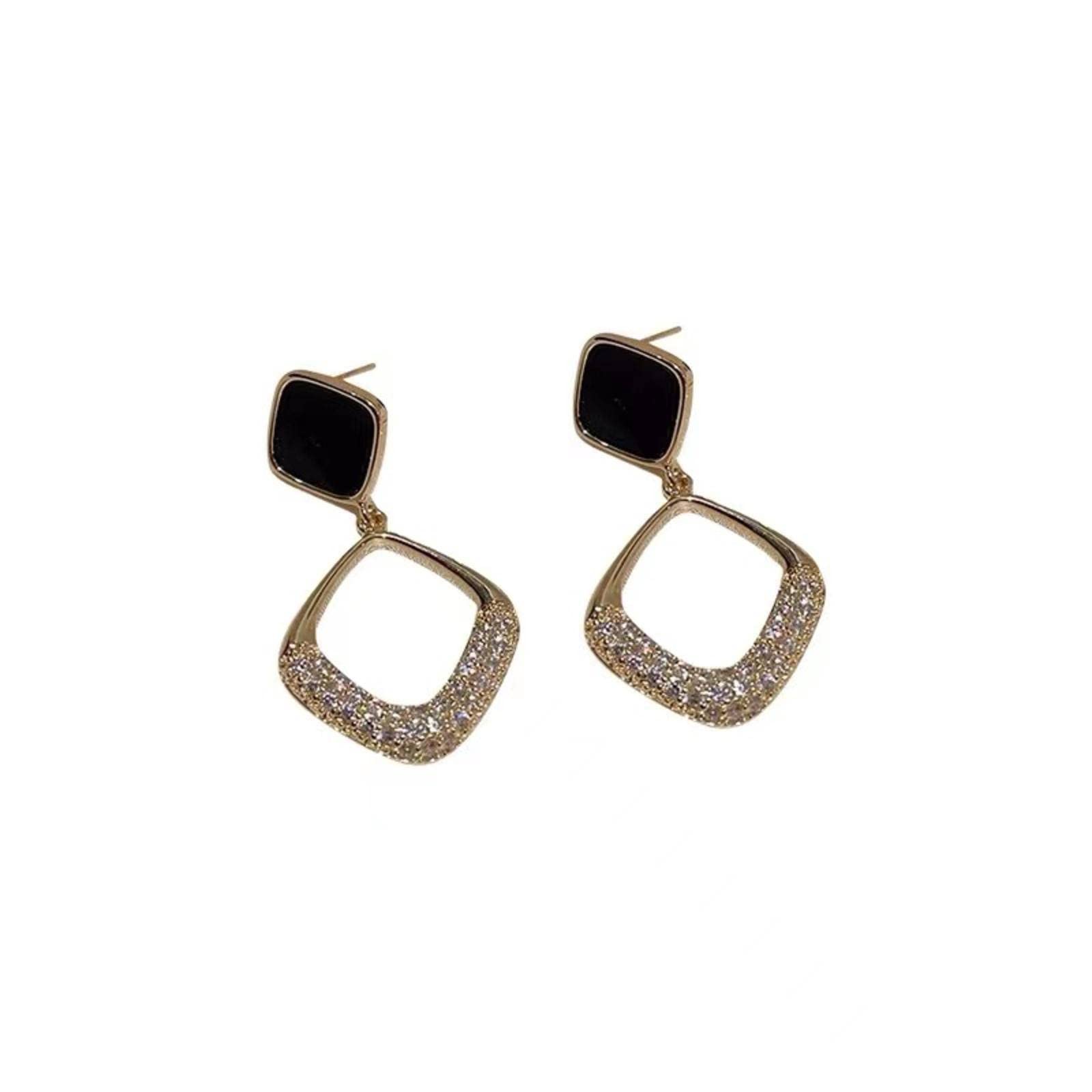 CYNHRWWW Star-style eye-catching Shuangling-shaped earrings gold shiny diamond earrings high-end women's earrings