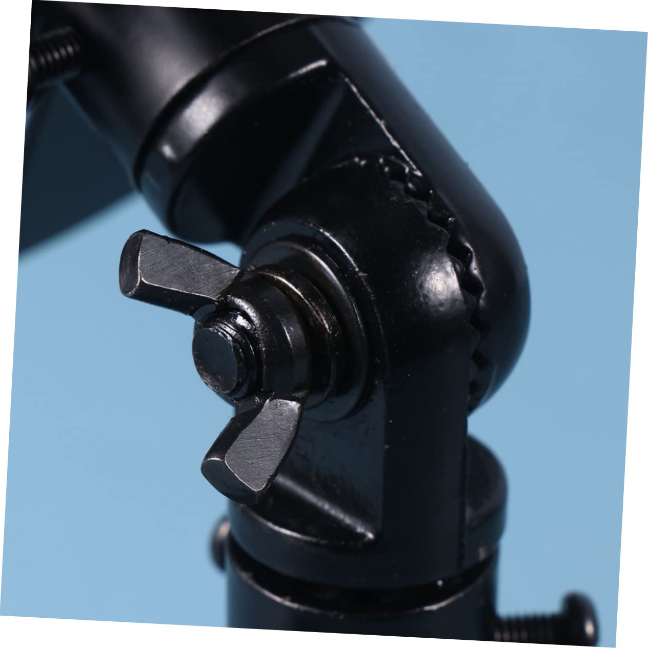 DOITOOL Support Mural pour Haut-Parleur avec Système D'engrenage, Lot De 2 pour Home Cinéma, Rotation 360°, Fixation Murale, Noir, à Suspendre Enceinte Polyvalente, Poids Supporté 22 Kg