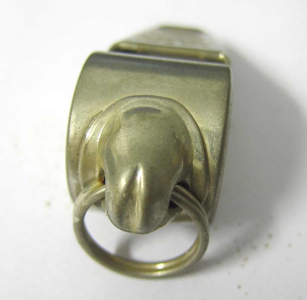 特別出品】木製輪島塗 沈金 菊に桐紋様 片身代わり台付 5段重