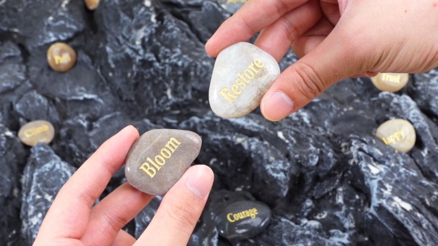 Tiggell Inspirational Stones – 12 Natural Engraved Rocks With Uplifting Words