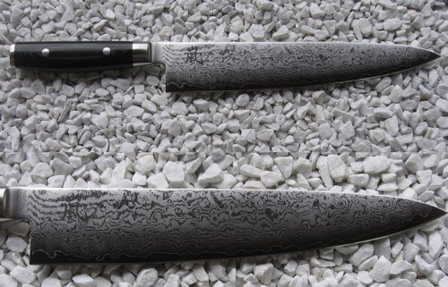 Yaxell Damascus - Juego de cuchillos japoneses (de cocina largo y Santoku más afilador)