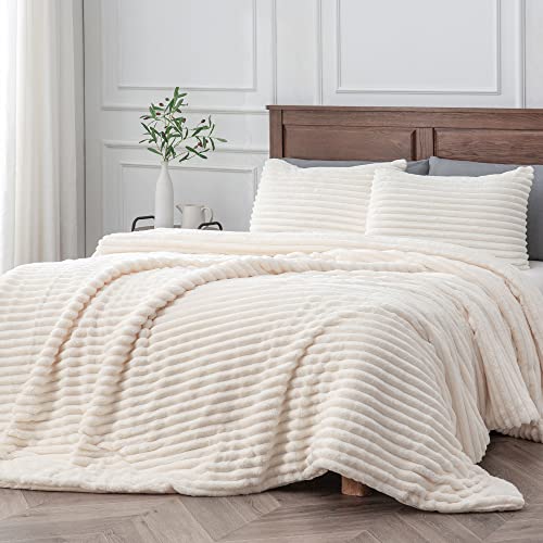 BEDELITE Fleece Queen Comforter Set -Super Soft & Warm Fluffy White Bedding, Luxury Fuzzy Heavy Bed Set for Winter with 2 Pillow Cases