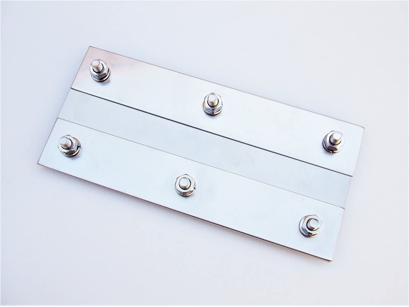 Amazon | 軽トラ用 泥よけ ステンレス ウロコ 175×80mm 飾りやひらひら 