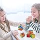 Zauberwürfel Set, 12 Stück Zauberwürfel Mini Rubiks Cube 3x3 cm Magic Cube, Gehirntraining Spielzeug Flexible Hände trainieren für Kinder Mädchen Jungen