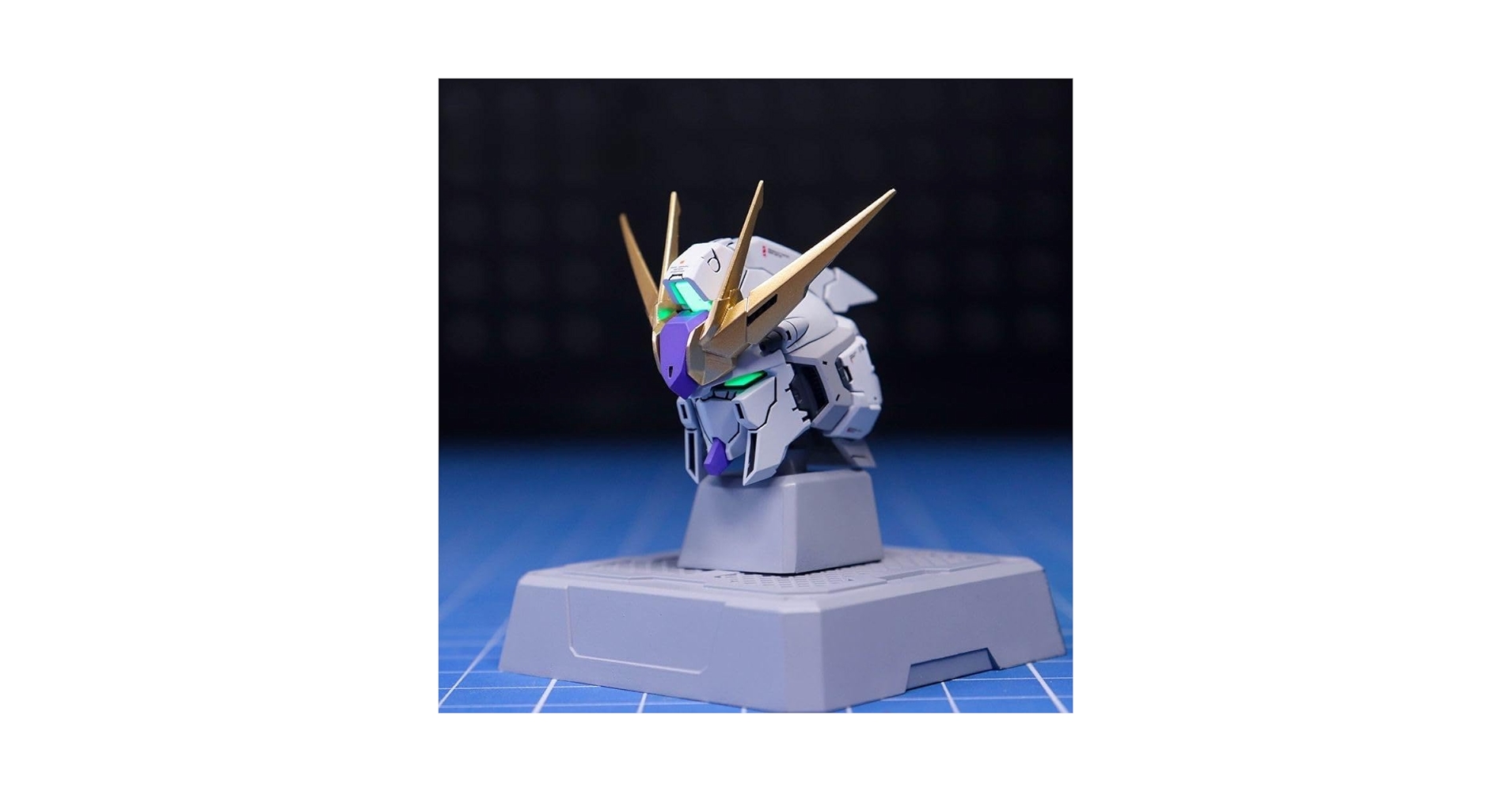 〈海外キット完成品Hiニューガンダム似？〉スカイディフェンダーオマケ付き 海外キット完成品Hiニューガンダム似？〉スカイディフェンダー