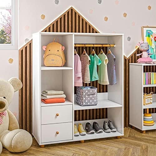 Quarto infantil com Cama e Guarda Roupa Montessoriano Luísa Olivar Branco