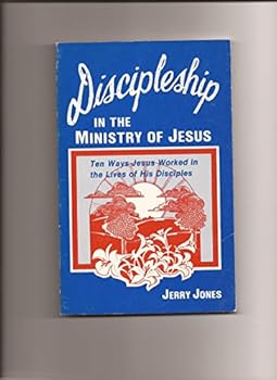 Paperback Discipleship in the Ministry of Jesus Book