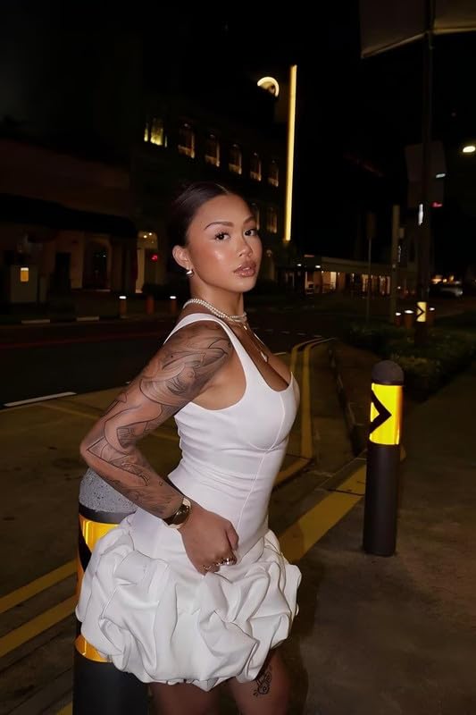 Short Satin Homecoming Dresses for Teens 2025 Puffy Mini Prom Dress for HOCO High School Dance Party YHW504