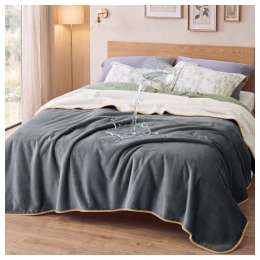 Bedsure Sherpa Waterproof Dog Blanket