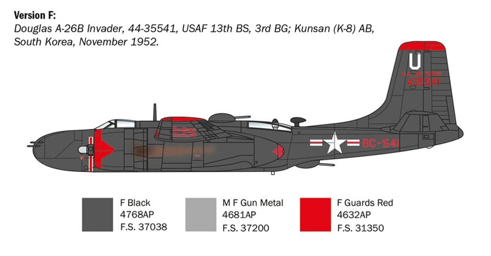 Italeri 1274 A-26 B Invader, scala 1:72, Plastic Model Kit/Modello in plastica da montare