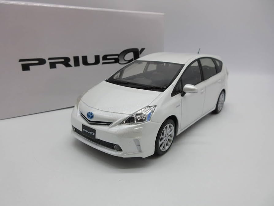 カラーサンプル　プリウスα　ホワイトパールクリスタルシャイン　1/24 Amazon | 1/24 ミニカー プリウスα PRIUS α プリウスアルファ
