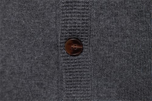 VIVICOLOR Men's V Neck Button Cardigan Sweater Cotton Long Sleeve Casual Knitted Open Front Pullover Outwear4