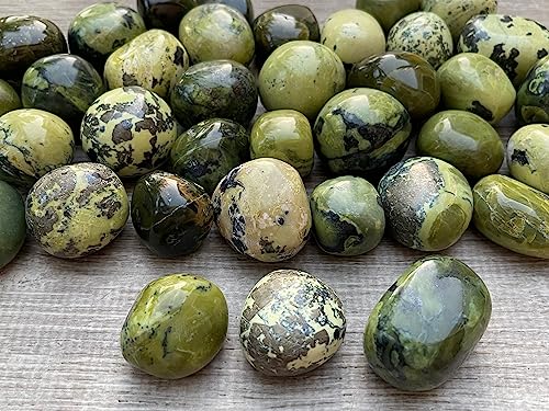 Image of GAF TREASURES 1 /2 LB Serpentine Tumbled Stones, Polished Serpentine Gemstone, Serpentine Healing Crystals (Serpentine)
