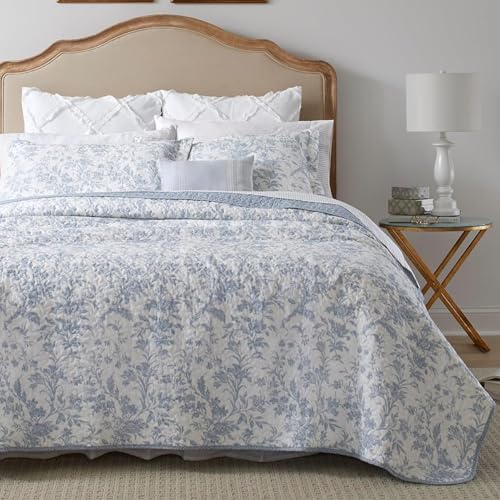 Laura Ashley - King Quilt Set Soft Cotton Bedding with Reversible Design Medium Weight for Year Round Use 3 Piece Bed Set with Matching Pillowcases (Amberley Blue)