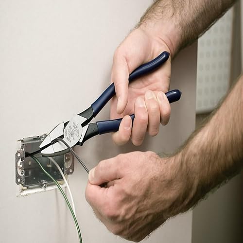 Miniatura 5 de Klein Tools - 80020 Juego de herramientas con pinzas Linemans cortadores diagonales y pinzas de punta larga con cuchillas de corte templadas por