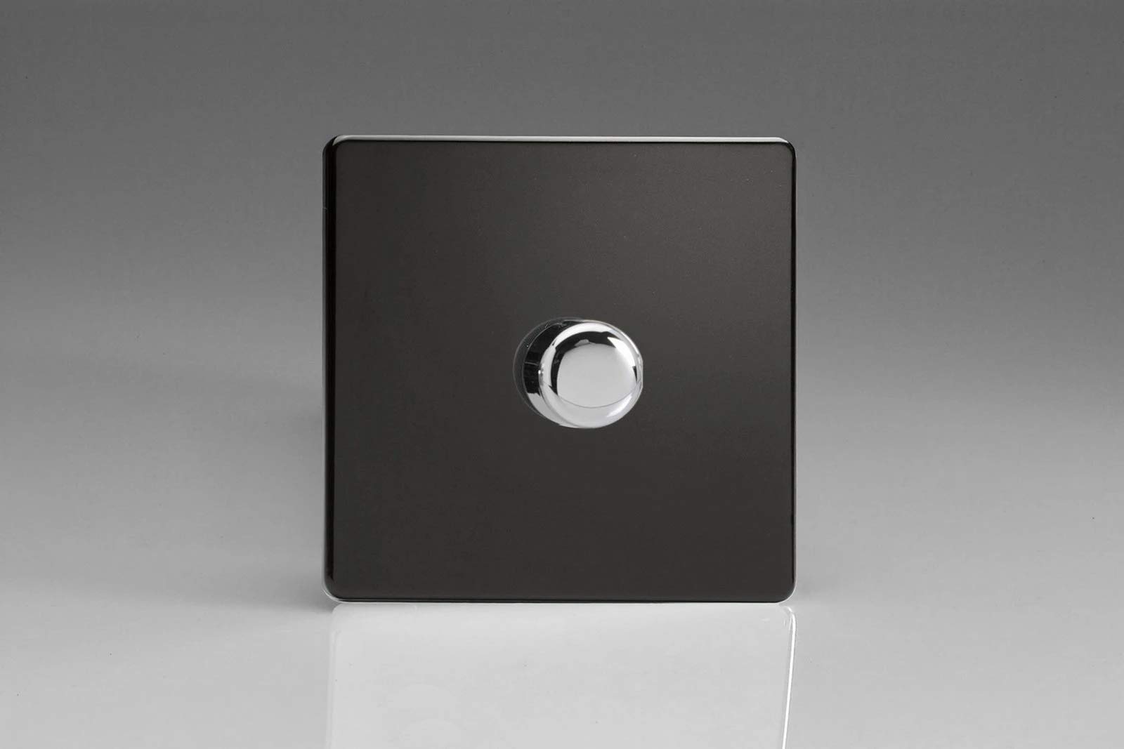 Varilight Screwless Plastic Jet Black 1 Gang Led Trailing Edge Dimmer Switch 1 Or 2 Way 5021575056068