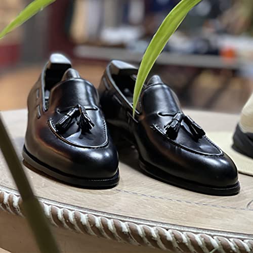 Mocasines de caña baja con borlas y diseño de punta puntiaguda 5