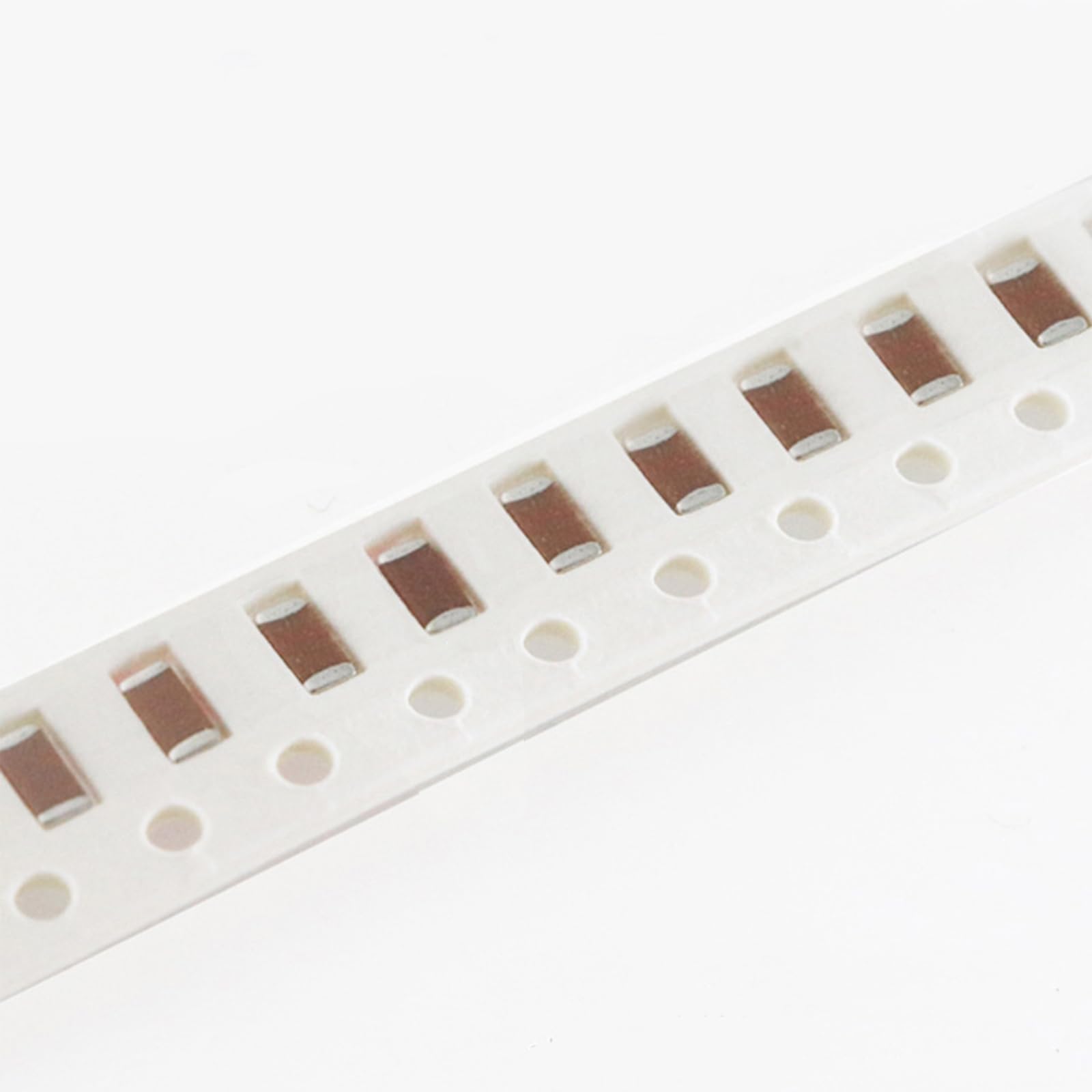50 x Tantal condensator SMD 10 uF 10 V 125 °C; maat A; TAJA106M010R; 10uF