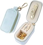 Photo Gallery gyjzzw mini portagioie da viaggio in velluto, 2 in 1, porta anelli, portachiavi, pochette portatile per orecchini/collane, feste di nozze e vacanze, borsa per riporre tutti i giorni da donna (blu) Photo Gallery gyjzzw mini portagioie da viaggio in velluto, 2 in 1, porta anelli, portachiavi, pochette portatile per orecchini/collane, feste di nozze e vacanze, borsa per riporre tutti i giorni da donna (blu)