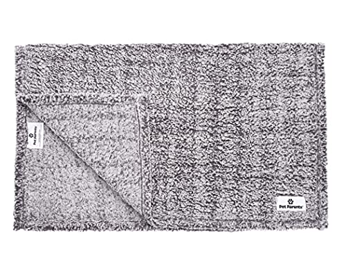 Pet Parents Premium Pet Blanket, Cat & Dog Blanket Made of Cozy and Water Resistant Sherpup, Ultimate Puppy Blanket, Pet Blanket & Cat Blanket, Pawfect Dog Blanket for Small Dogs & Large Dogs