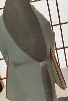 【新品未開封】博多人形 美人もの 伝統工芸師作　ガラスケース付き 新品未開封】博多人形 美人もの 伝統工芸師作 ガラスケース付き