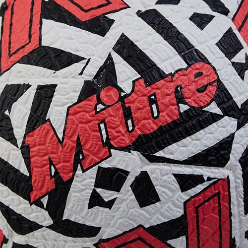 Mitre Street-Soccer-Fußball | Äußerst strapazierfähig | Perfekt für Hartplätze Fußball, Weiß/Schwarz/Bib-Rot, 5