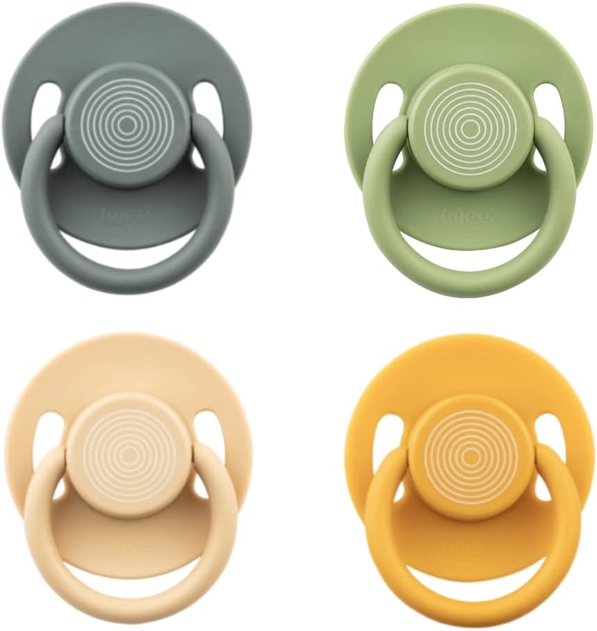 Wee Baby (4-Pack) Chupones para bebés | Chupón duradero y vibrante con punta de silicona ortodóntica para dientes sanos | Chupones para recién nacidos con agujeros de aire para evitar la irritación