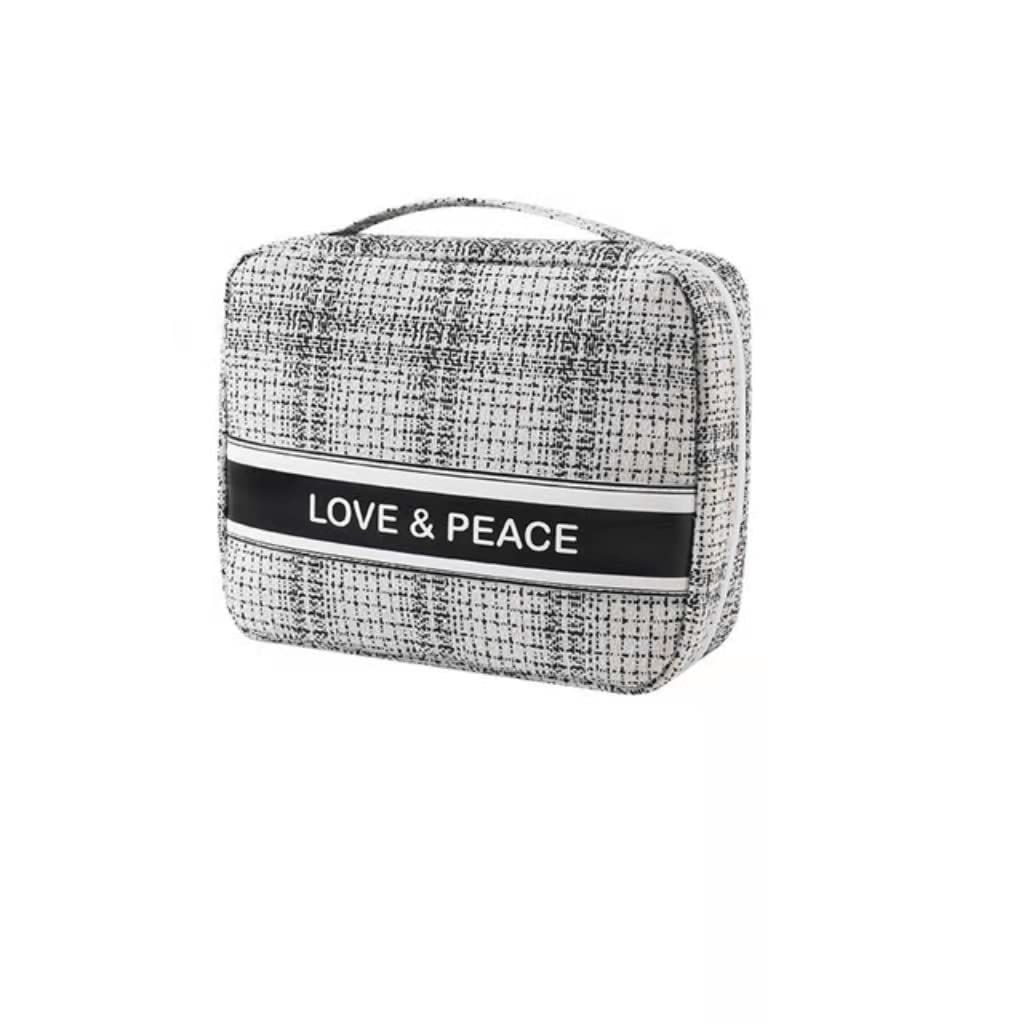 Trousse de rangement cosmétique extérieure au design épuré et finitions soignées