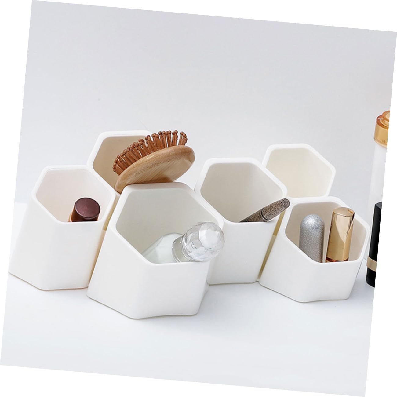 Contenitore per Penne Creativo Multifunzione da Parete da Scrivania in Plastica Bianca, Organizzatore Portapenne per Studenti e Ufficio, Supporto da Tavolo Versatile