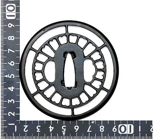 鍔 車輪に菊図透鐔 時代物 刀鍔 武具 鉄地鍔 菊透
