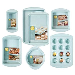 Wilton Texturra Performance Non-Stick Bakeware Baking Pans Set – Versatile Baking Set with Unique Texture to Encourage Airflow for Even Heating, Blue, 7-Piece