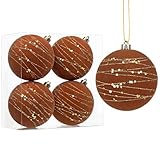 Ensemble, ils créent un jeu luxueux de texture et d'éclat, parfait pour ajouter de la grandeur à de grands sapins de Noël ou à des décorations festives. La finition velours donne à chaque boule un toucher doux, tandis que les détails dorés peints ajoutent un éclat artisanal.