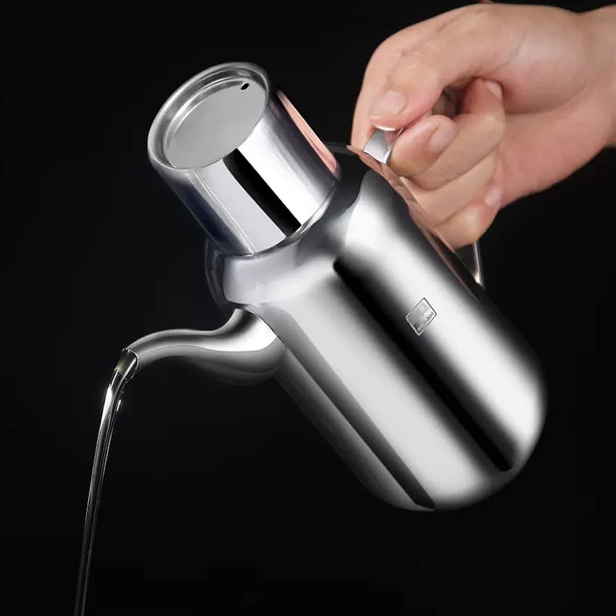 Olla dispensadora de aceite, lata de cocina de acero inoxidable para aceite de oliva y vinagre, recipiente de cocina sin goteo de 600 ml, perfecto para cocinar y aderezar
