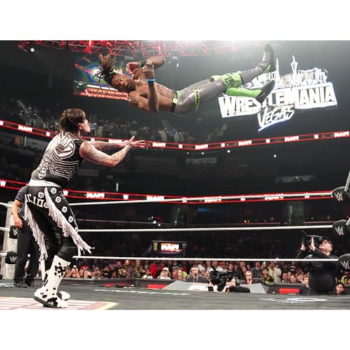 Je'Von Advances, Stephanie Makes Liv Cry: Assorted Thoughts on WWE Raw February 16 2026