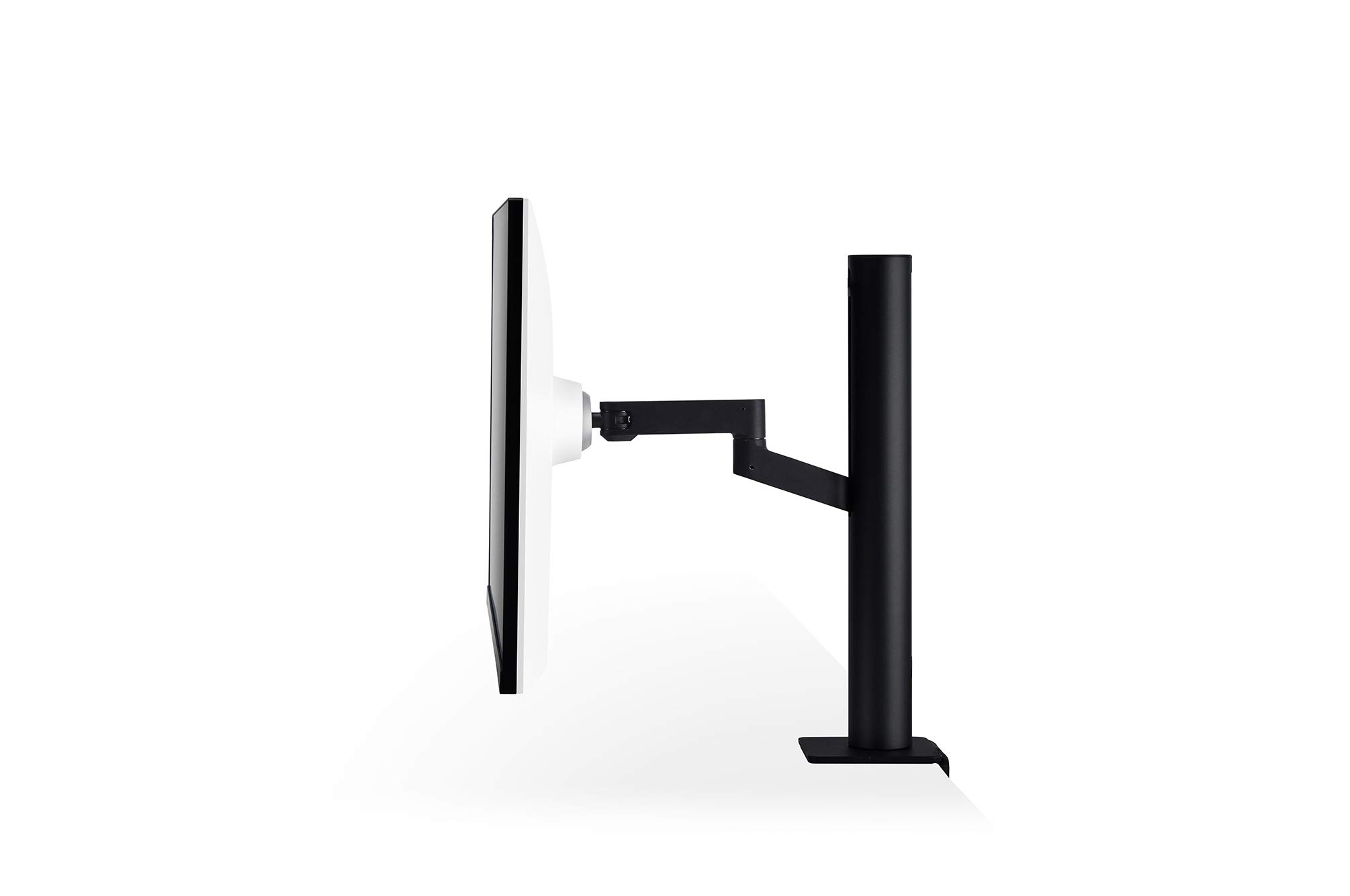 LG Ergo Ultrafine 32UN88AP-W Ecran PC 4K 32" - Dalle IPS résolution 3840x2160, 5ms 60Hz, HDR 10, DCI-P3 95%, Pied Ergonomique réglable, USB-C, Haut-parleurs