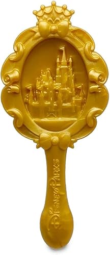 Miniatura 7 de Disney Store - Muñeca clásica oficial de Blancanieves de Blancanieves y los 7 enanos, de 11 ½ pulgadas, incluye cepillo con detalles, totalmente