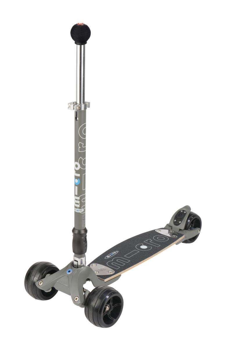 Micro® Kickboard, Diseño Original, Patinete 3 Ruedas Adultos, Sistema de Giro por inclinación, Incluye Manillar en T y Manillar en Stick (Estilo Surf) (Monster Volcano)