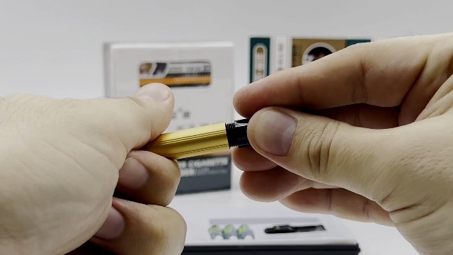 Amazon.com: ZOBO Cigarette Holder with Replaceable Filter