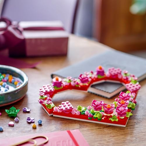 LEGO Iconic Herz-Deko - Spielzeug für Kinder - Geschenk für Mädchen und Jungen ab 9 Jahren - Deko Wohnzimmer - Geschenkidee zum Geburtstag - Modellbau Herz Ornament zum Bauen und Ausstellen 40638